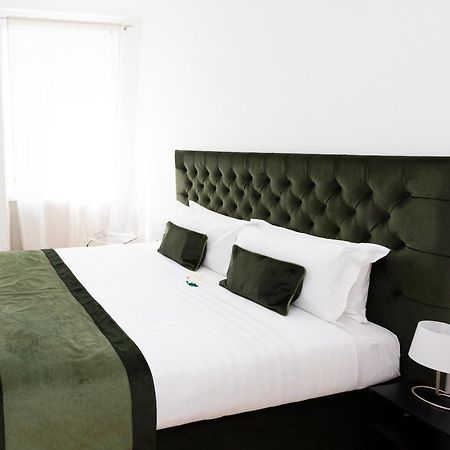 Home At Rome St. Peter Rooms&Apartment Екстер'єр фото