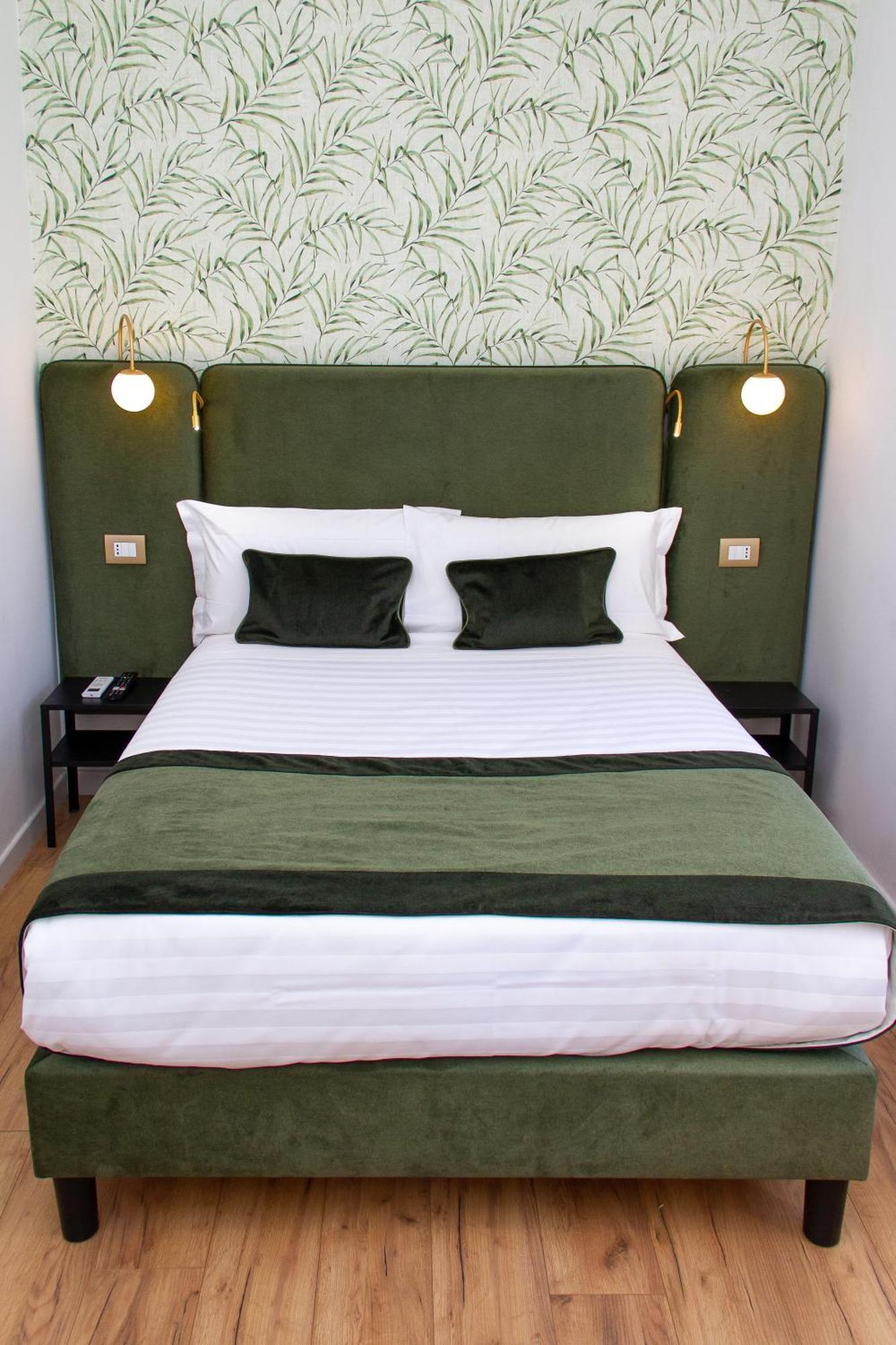 Home At Rome St. Peter Rooms&Apartment Екстер'єр фото