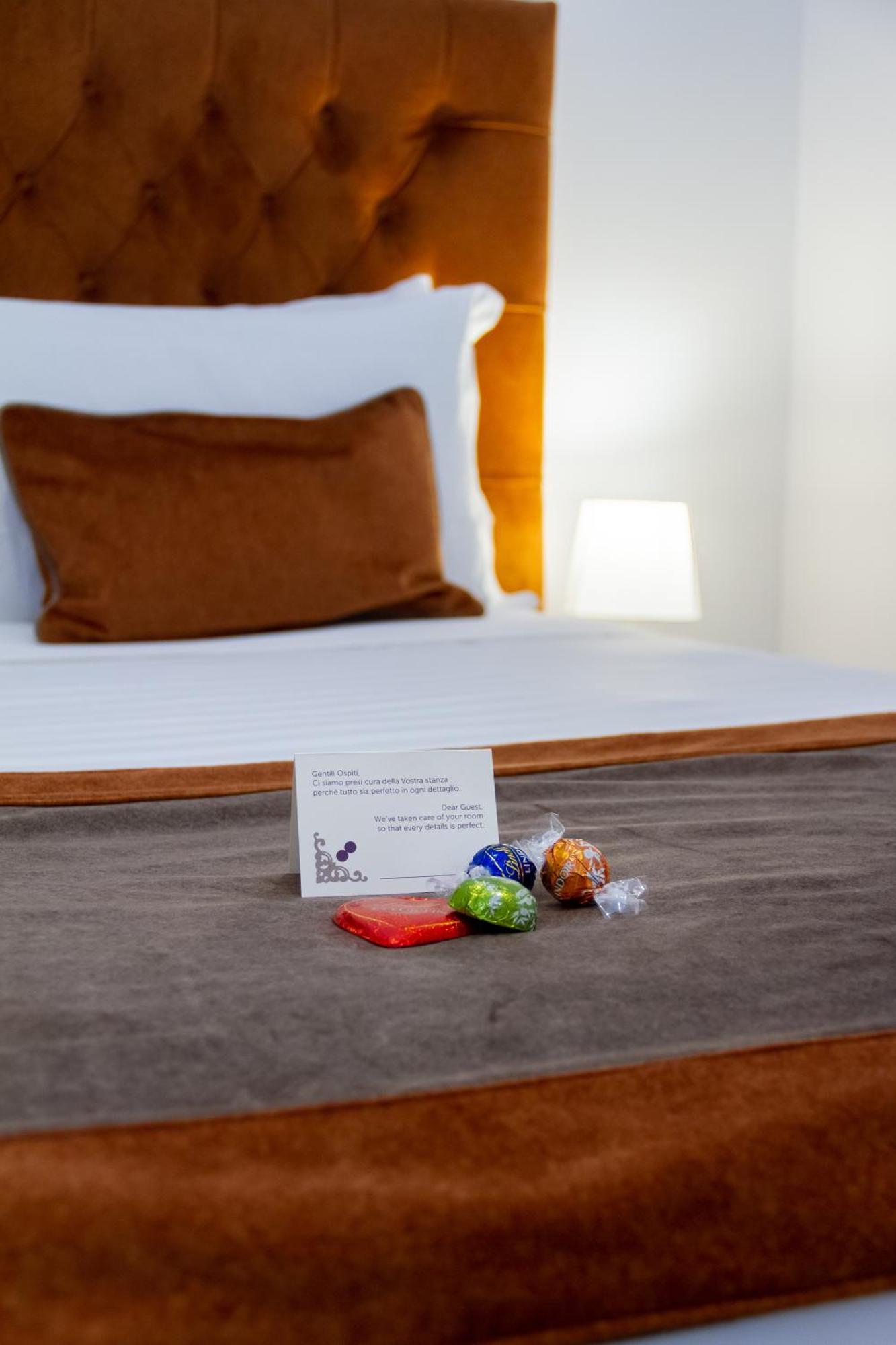 Home At Rome St. Peter Rooms&Apartment Екстер'єр фото