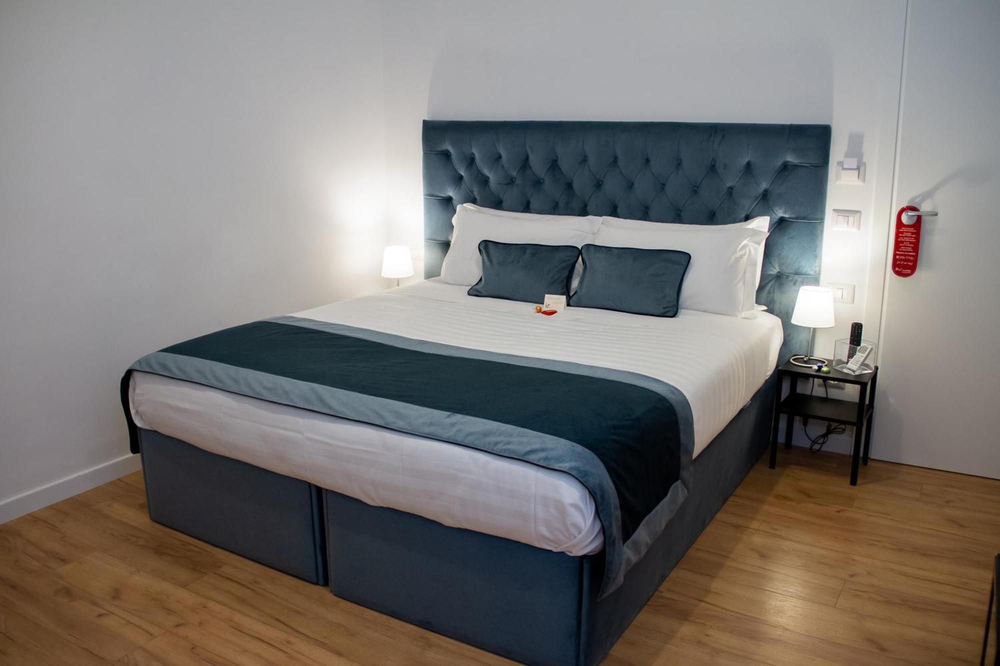Home At Rome St. Peter Rooms&Apartment Екстер'єр фото
