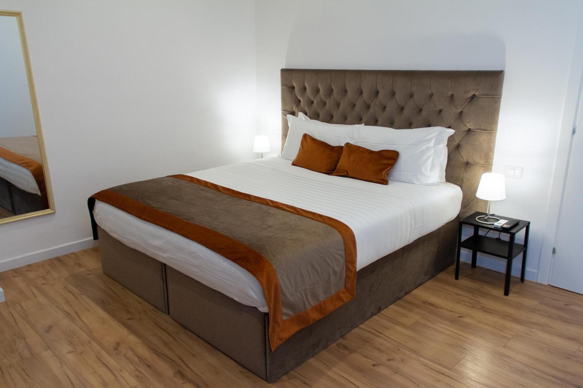 Home At Rome St. Peter Rooms&Apartment Екстер'єр фото