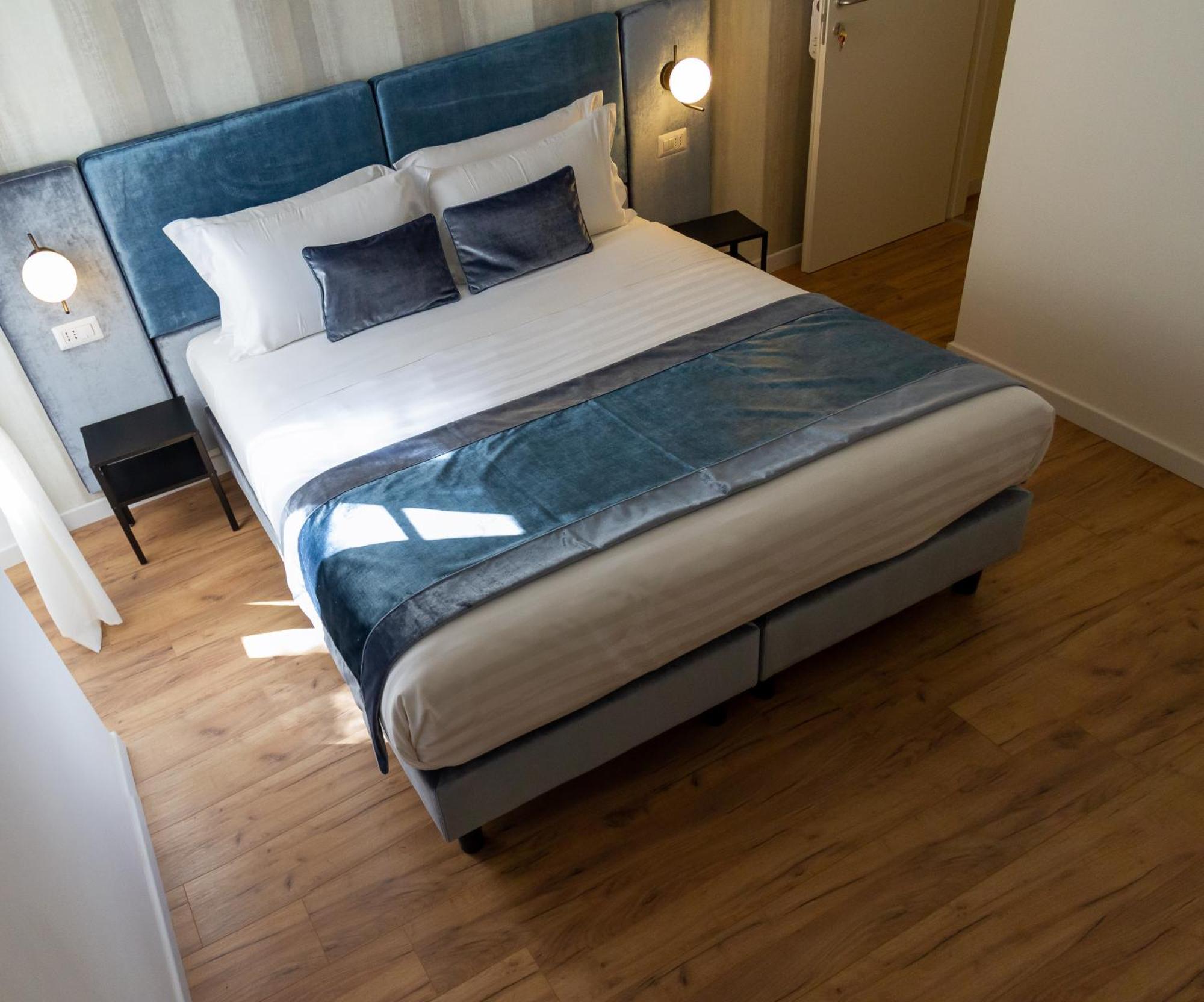 Home At Rome St. Peter Rooms&Apartment Екстер'єр фото