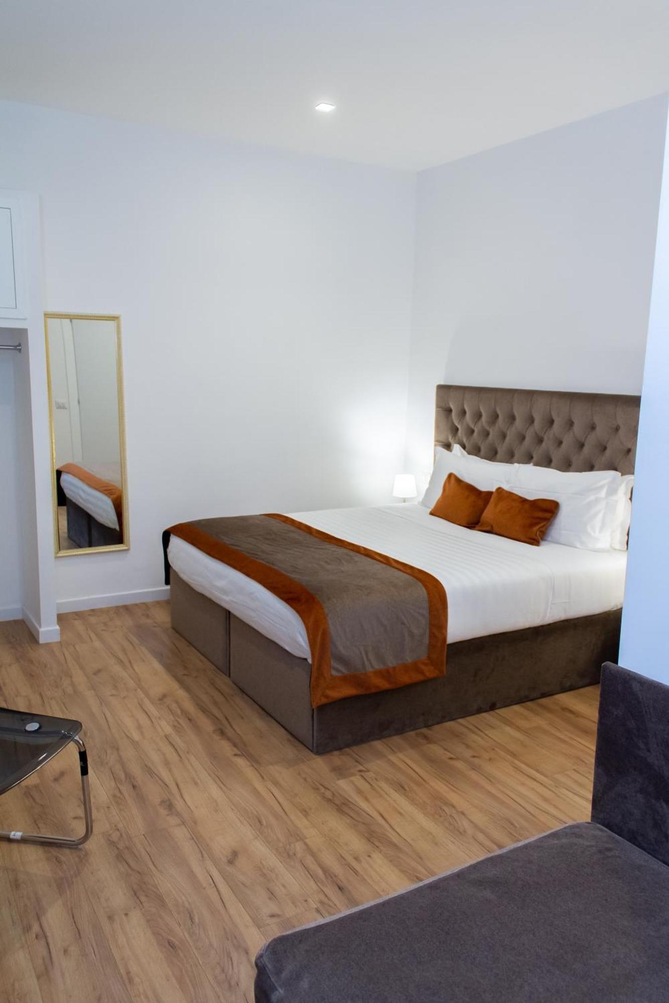 Home At Rome St. Peter Rooms&Apartment Екстер'єр фото