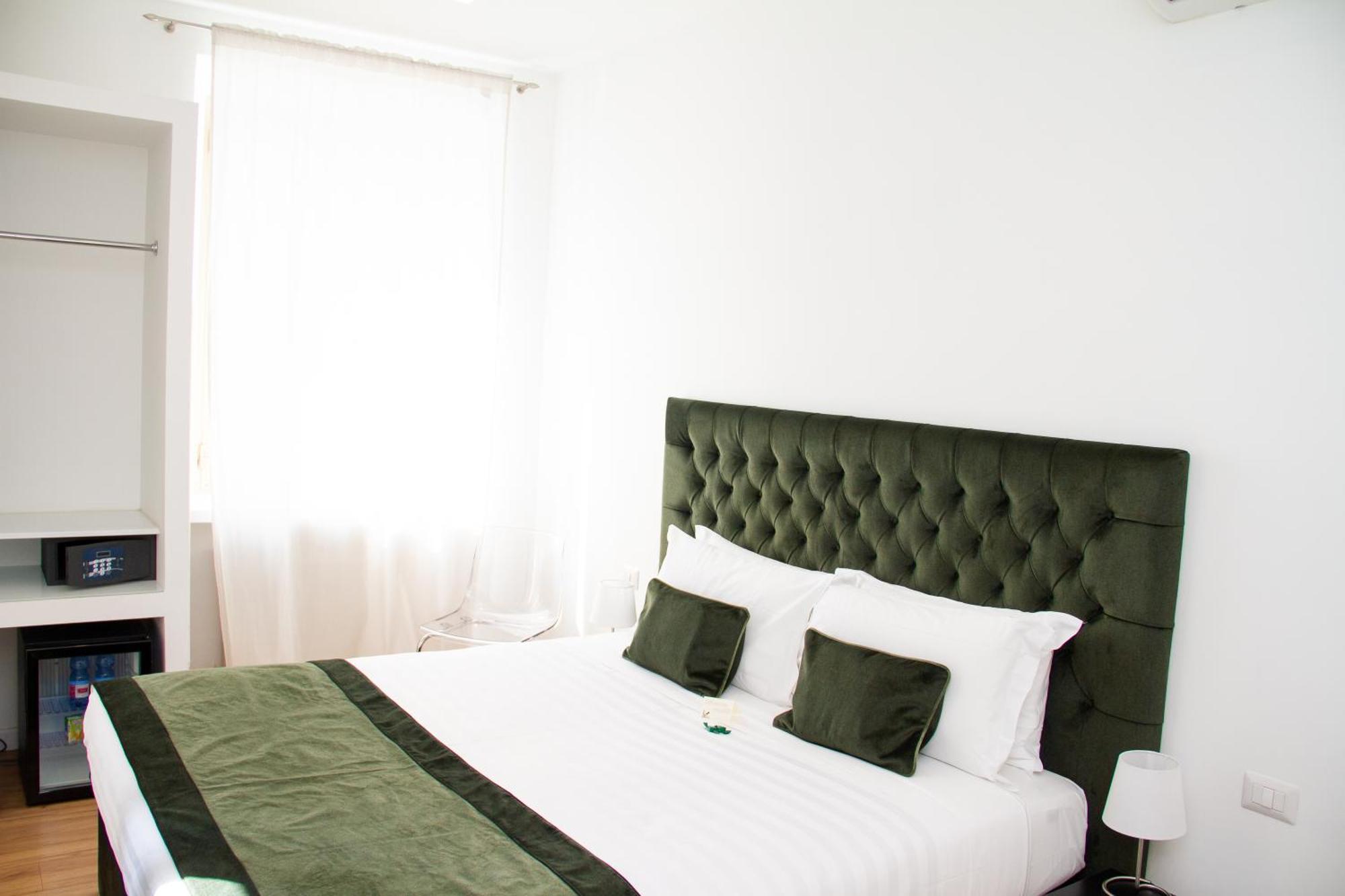 Home At Rome St. Peter Rooms&Apartment Екстер'єр фото
